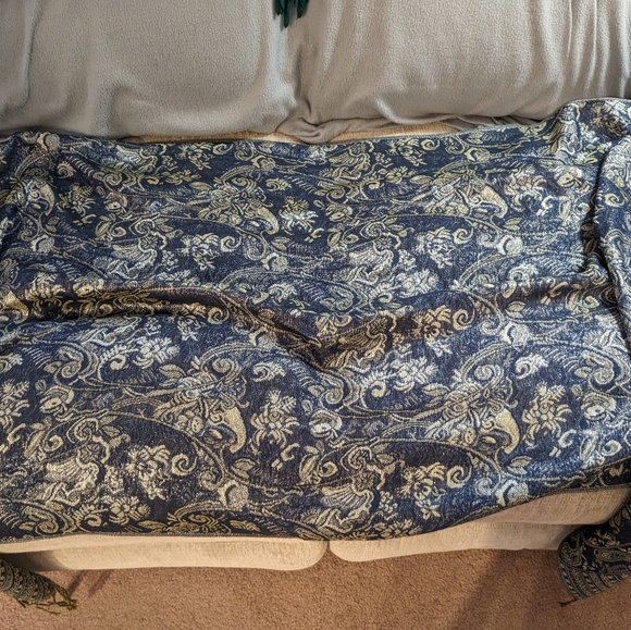 Blue/Gold scarf/wrap - Picture 4 of 5